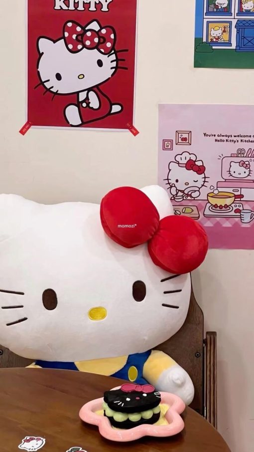 Gấu bông hello kitty nơ đỏ